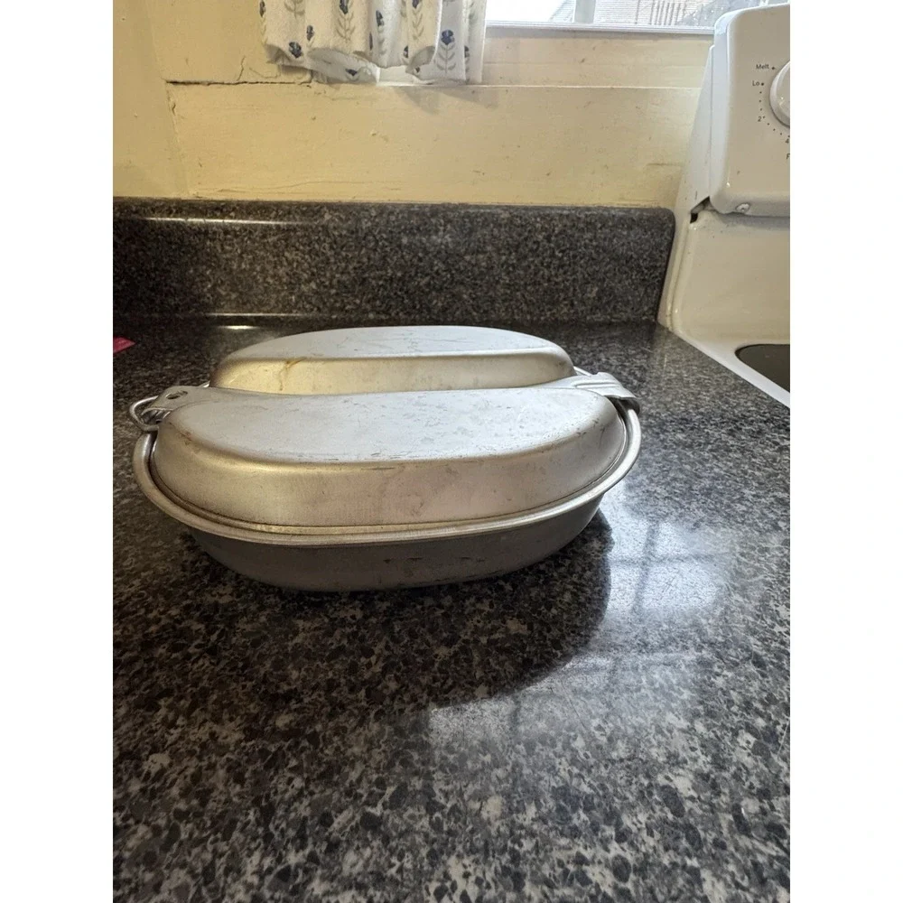 US Military REGAL 1966‎ Vietnam Era Mess Kit Pan and Tray No Utensils